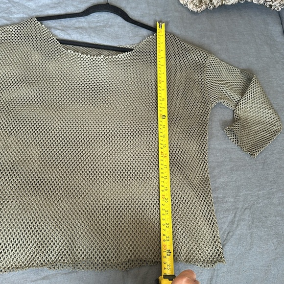 XL Banana Republic olive green fish net pullover  w raw edges. Off shoulder top - Picture 6 of 10